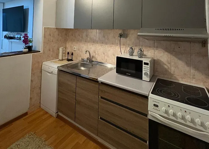 Topli Kutak Bascarsija -free Parking